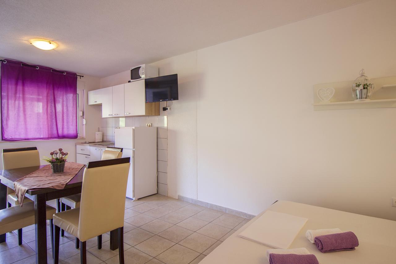 Apartments Hajdi Duće المظهر الخارجي الصورة