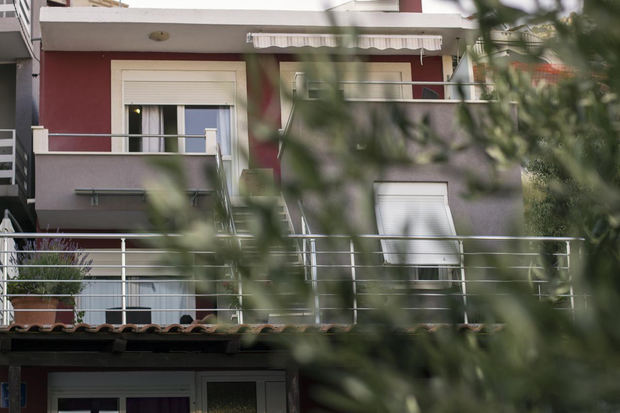 Apartments Hajdi Duće المظهر الخارجي الصورة